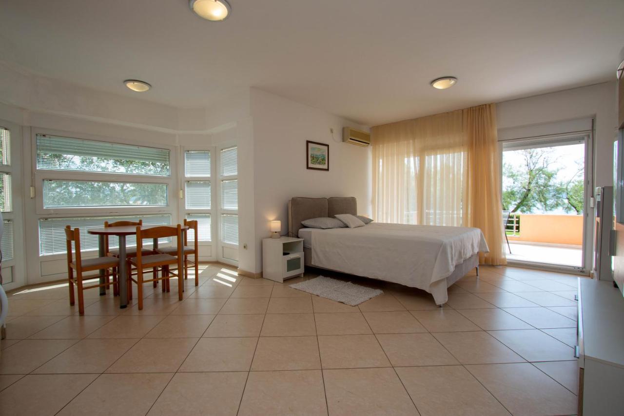 Apartments Matas Sukošan Εξωτερικό φωτογραφία