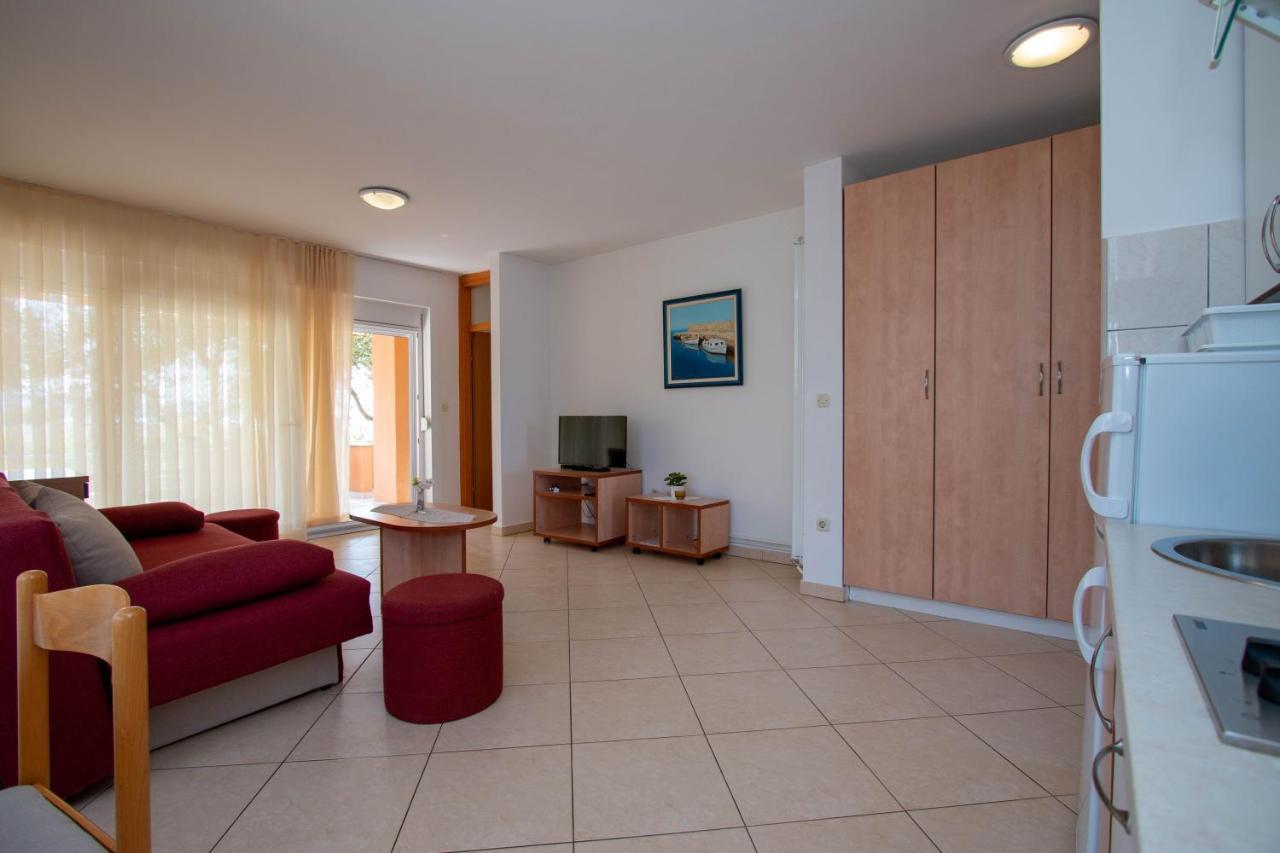 Apartments Matas Sukošan Εξωτερικό φωτογραφία