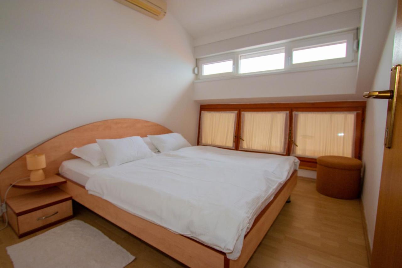 Apartments Matas Sukošan Εξωτερικό φωτογραφία