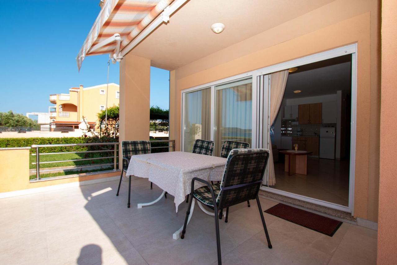 Apartments Matas Sukošan Εξωτερικό φωτογραφία