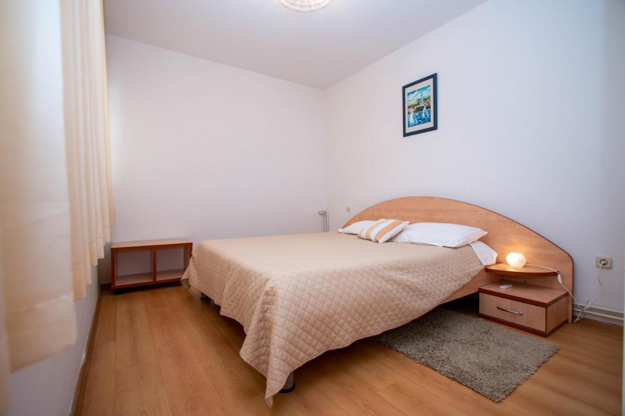 Apartments Matas Sukošan Εξωτερικό φωτογραφία