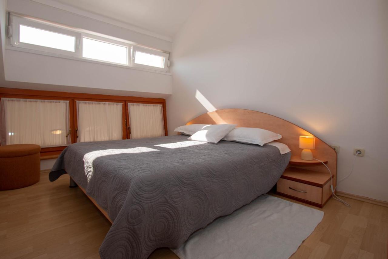 Apartments Matas Sukošan Εξωτερικό φωτογραφία